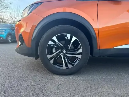 Photo 14 Peugeot 2008  PureTech 130 S&S BVM6 GT