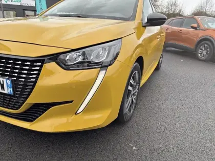 Photo 13 Peugeot 208  PureTech 100 S&S BVM6 Allure