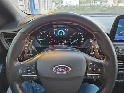 Photo 6 Ford Focus 1.5 EcoBoost 150ch ST-Line BVA