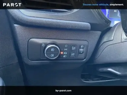 Photo 18 Ford Kuga 2.5 Duratec 180ch Hybrid FlexiFuel ST-Line Powershift