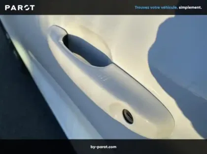 Photo 14 Ford Kuga 2.5 Duratec 180ch Hybrid FlexiFuel ST-Line Powershift