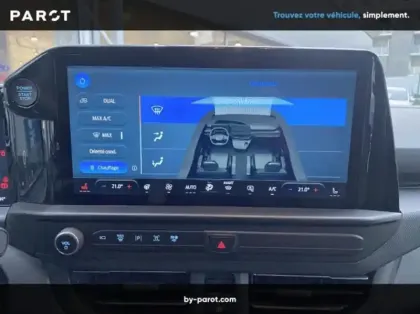 Photo 4 Ford Transit Custom Fg 320 L2H1 2.5 Duratec 232ch Hybride recheargeable Multicab Limited CVT