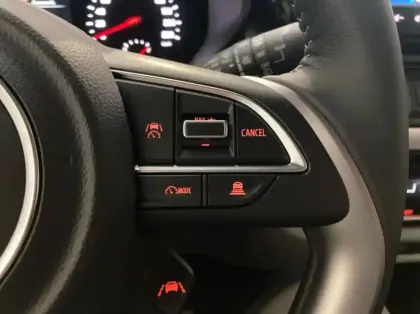 Photo 16 Suzuki Swift 1.2 Hybrid 83ch Pack