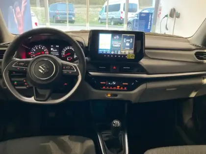 Photo 20 Suzuki Swift Gén. V Ph1 Pack 5