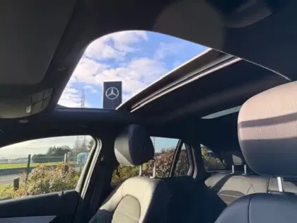 Photo 22 Mercedes Classe GLC SUV 300de 4MATIC AMG Line