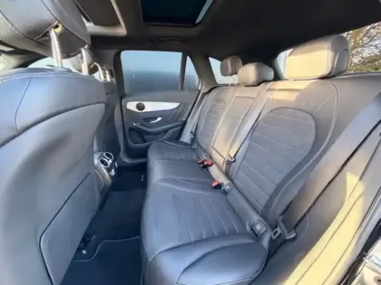 Photo 11 Mercedes Classe GLC SUV 300de 4MATIC AMG Line