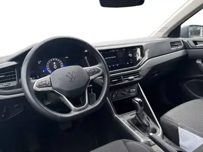 Photo 13 Volkswagen Polo  1.0 TSI 95 S&S DSG7