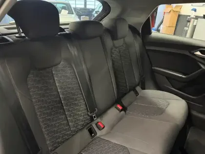 Photo 15 Audi A1  Sportback 25 TFSI 95 ch BVM5