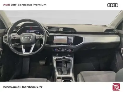Photo 8 Audi Q3 35 TDI 150 ch S tronic 7 Design Luxe