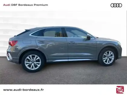 Photo 7 Audi Q3 35 TFSI 150 ch S tronic 7 S line