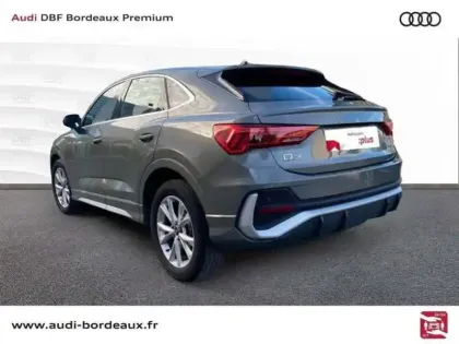 Photo 2 Audi Q3 35 TFSI 150 ch S tronic 7 S line