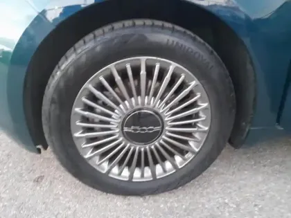 Photo 14 Fiat 500 C e 118 ch Icône