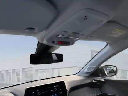 Photo 27 Peugeot 208  PureTech 100 S&S BVM6 Style