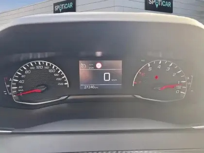 Photo 20 Peugeot 208  PureTech 100 S&S BVM6 Style