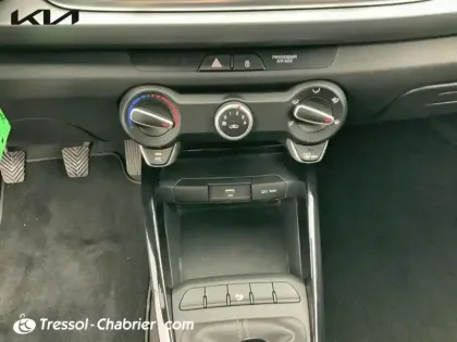 Photo 12 Kia Rio  1.0 T-GDi 100 ch BVM6 Active