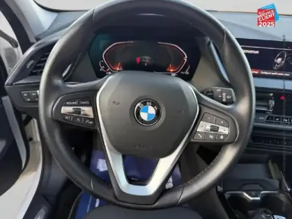 Photo 11 BMW Serie 1 Série 1 116iA 109ch Edition Sport DKG7 Sieges chauf GPS