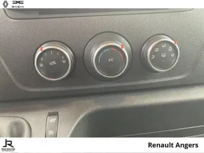 Photo 18 Renault Master  Fg F3500 L2H2 2.3 Blue dCi 135ch Confort Euro6