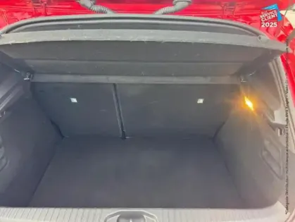 Photo 13 Renault Clio  1.6 E-Tech hybride 140ch Intens -21N