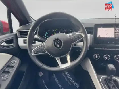 Photo 11 Renault Clio  1.6 E-Tech hybride 140ch Intens -21N