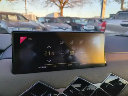 Photo 8 DS DS 3  Crossback PureTech 130ch So Chic Automatique