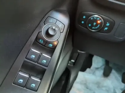 Photo 13 Ford Puma  1.0 Flexifuel 125ch S&S mHEV Titanium Business