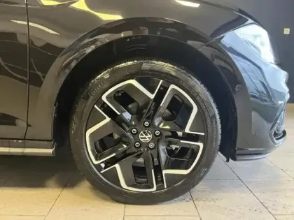 Photo 8 Volkswagen Polo  1.0 TSI 116ch R-Line Edition DSG7