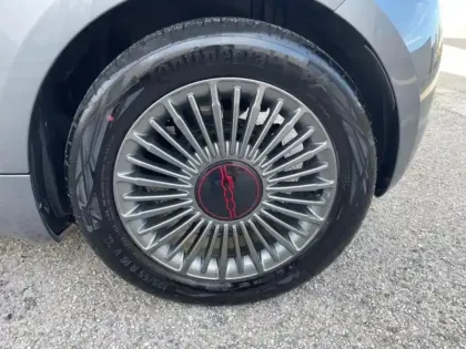 Photo 10 Fiat 500  e 95ch (RED) MY23