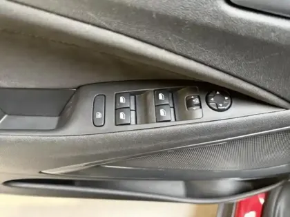 Photo 9 Opel Crossland  1.2 Turbo 130ch  Ultimate BVA