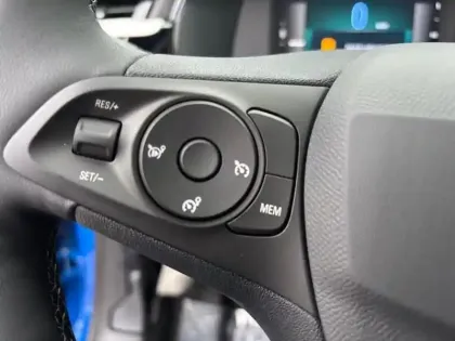 Photo 14 Opel Corsa  1.2 Turbo Hybrid 110ch GS e-DCT6