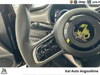 Photo 11 Abarth 500  e 155ch Pack (prime de 3440? déduite)