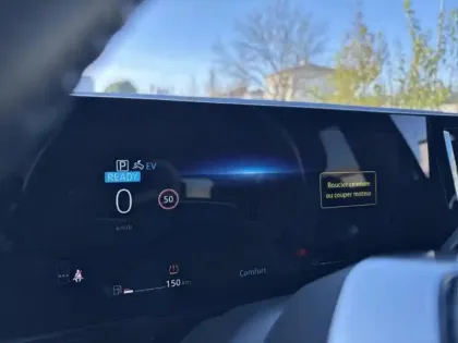 Photo 14 Renault Austral  1.2 E-Tech full hybrid 200ch Iconic