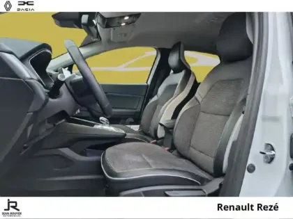 Photo 2 Renault Captur  1.6 E-Tech Plug-in 160ch Intens