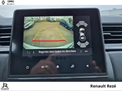 Photo 14 Renault Captur  1.6 E-Tech Plug-in 160ch Intens