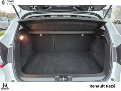 Photo 21 Renault Captur  1.6 E-Tech Plug-in 160ch Intens