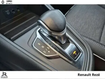 Photo 20 Renault Captur  1.6 E-Tech Plug-in 160ch Intens