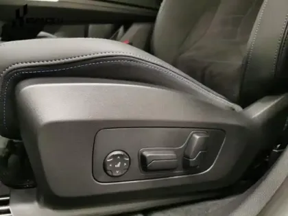 Photo 8 BMW X2  i eDrive20 204ch M Sport