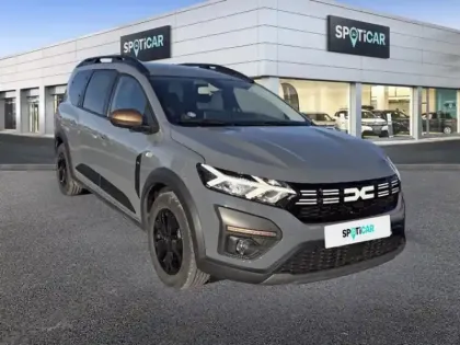 Photo 2 Dacia Jogger  1.6 hybrid 140ch Extreme 7 places