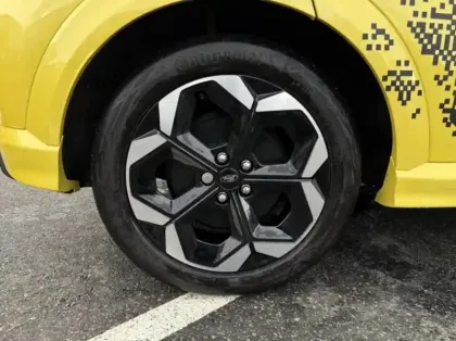 Photo 8 Ford Puma  Gen-E 168ch Standard Range 43 kWh Premium