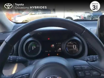 Photo 12 Toyota Yaris  116h Design 5p MY22