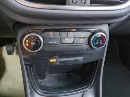 Photo 8 Ford Puma  1.0 Flexifuel 125ch S&S mHEV Titanium