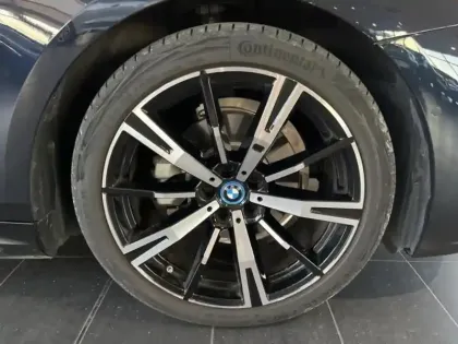 Photo 7 BMW Serie 5 Série 5 530e 299ch M Sport xDrive