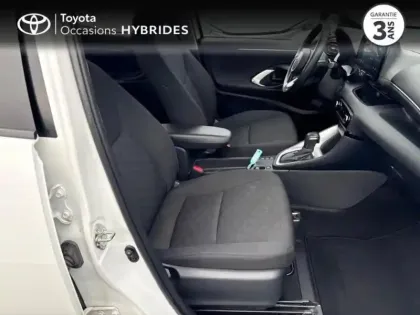 Photo 5 Toyota Yaris  116h Dynamic 5p MC24