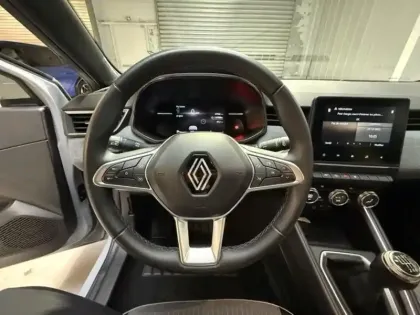 Photo 11 Renault Clio  1.0 TCe 90ch Techno