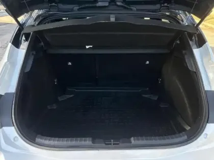 Photo 13 Toyota Corolla  122h Collection MY22