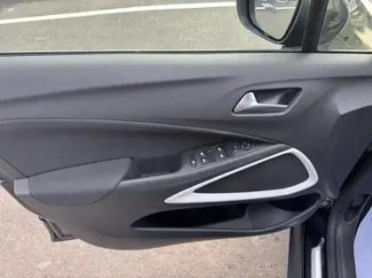 Photo 9 Opel Crossland X  MY20 OPEL 2020 1.2T 110ch  (2020A)