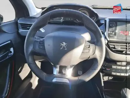 Photo 11 Peugeot 2008  1.2 PureTech 110ch E6.c GT Line S&S EAT6