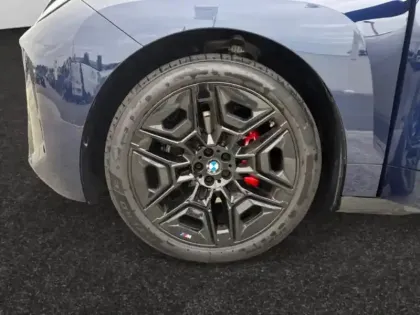 Photo 13 BMW Ix  xDrive45 408ch M Sport