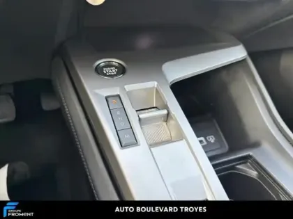 Photo 13 Peugeot 408  1.2 PureTech 130ch S&S Allure EAT8