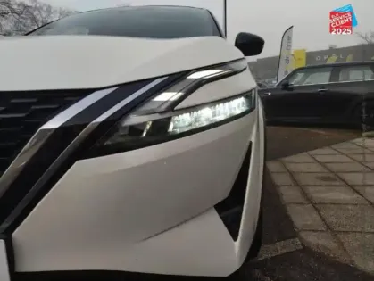 Photo 12 Nissan Qashqai  1.3 Mild Hybrid 158ch Tekna 4x4 Xtronic Tpano GPS Camera