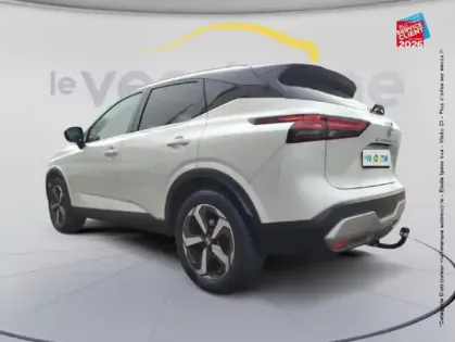 Photo 22 Nissan Qashqai  1.3 Mild Hybrid 158ch Tekna 4x4 Xtronic Tpano GPS Camera